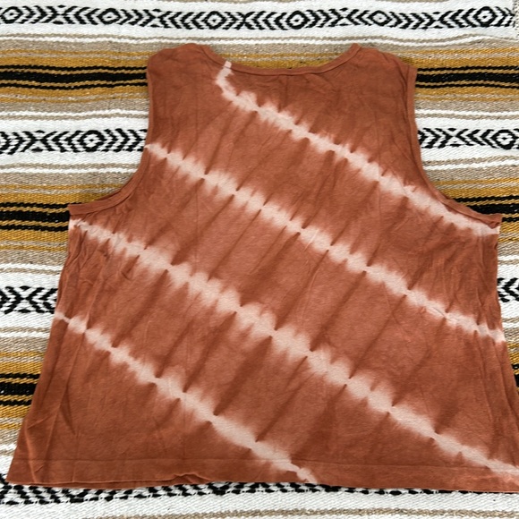Gap Tie-dye Tank Top - Picture 4 of 4
